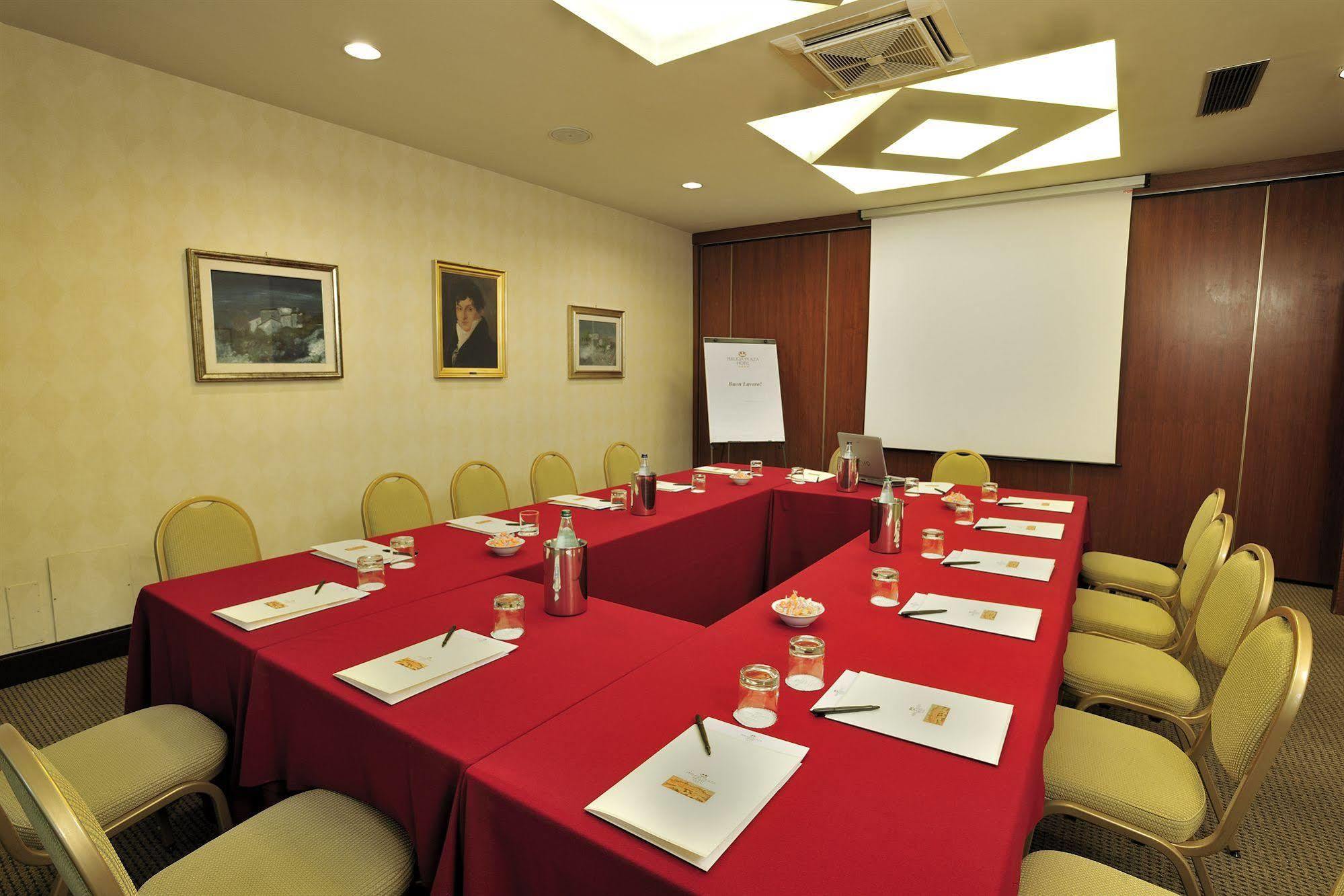 Perugia Plaza Hotel Business photo